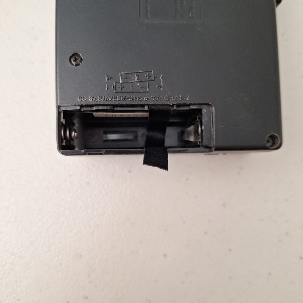 Vintage Sharp JC-150 (GY) Portable AM/FM Stereo Cassette Player WORKS SEE DESCR. - Picture 13 of 14